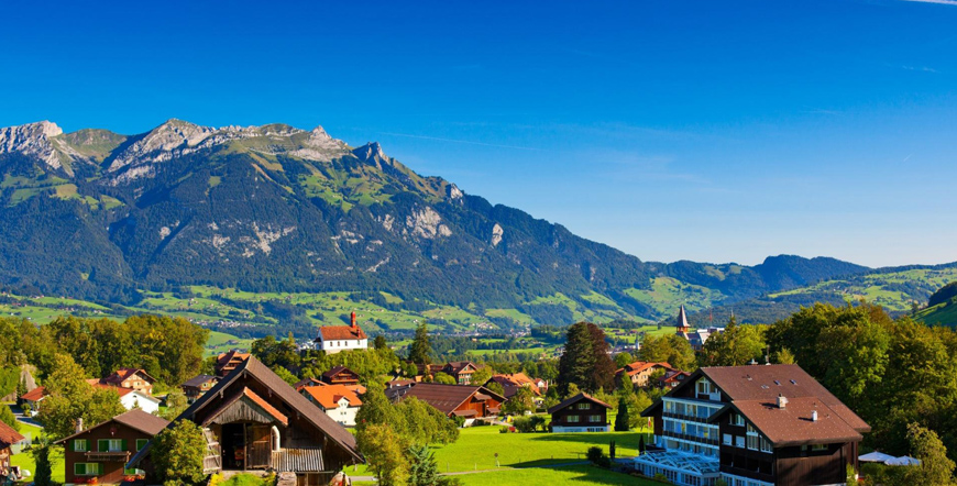 Swiss - Paris Tour